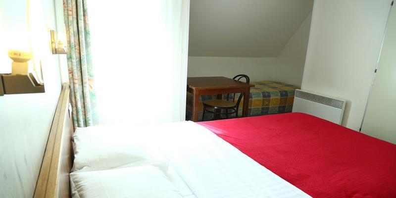 Hotel Restaurant Maison Blanche Рюнжи Экстерьер фото