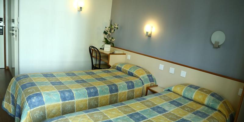 Hotel Restaurant Maison Blanche Рюнжи Экстерьер фото