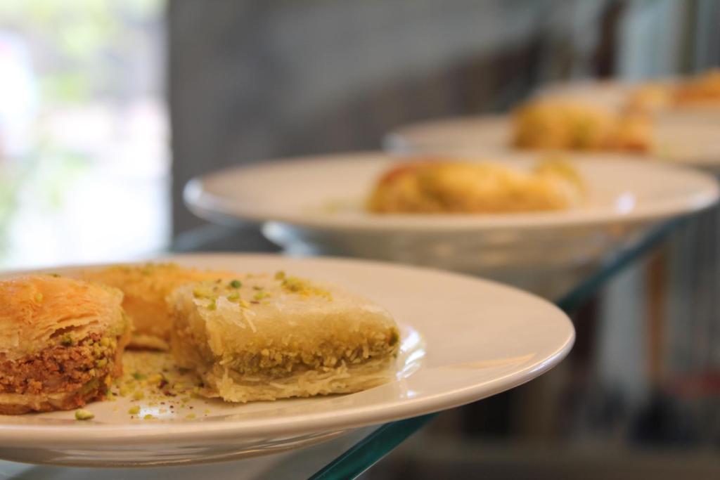 Hotel Restaurant Maison Blanche Рюнжи Экстерьер фото